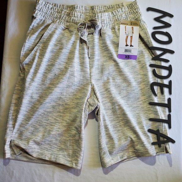 MONDETTA Ladies Active Bermuda Light Grey Short, Size XS - Picture 14 of 14